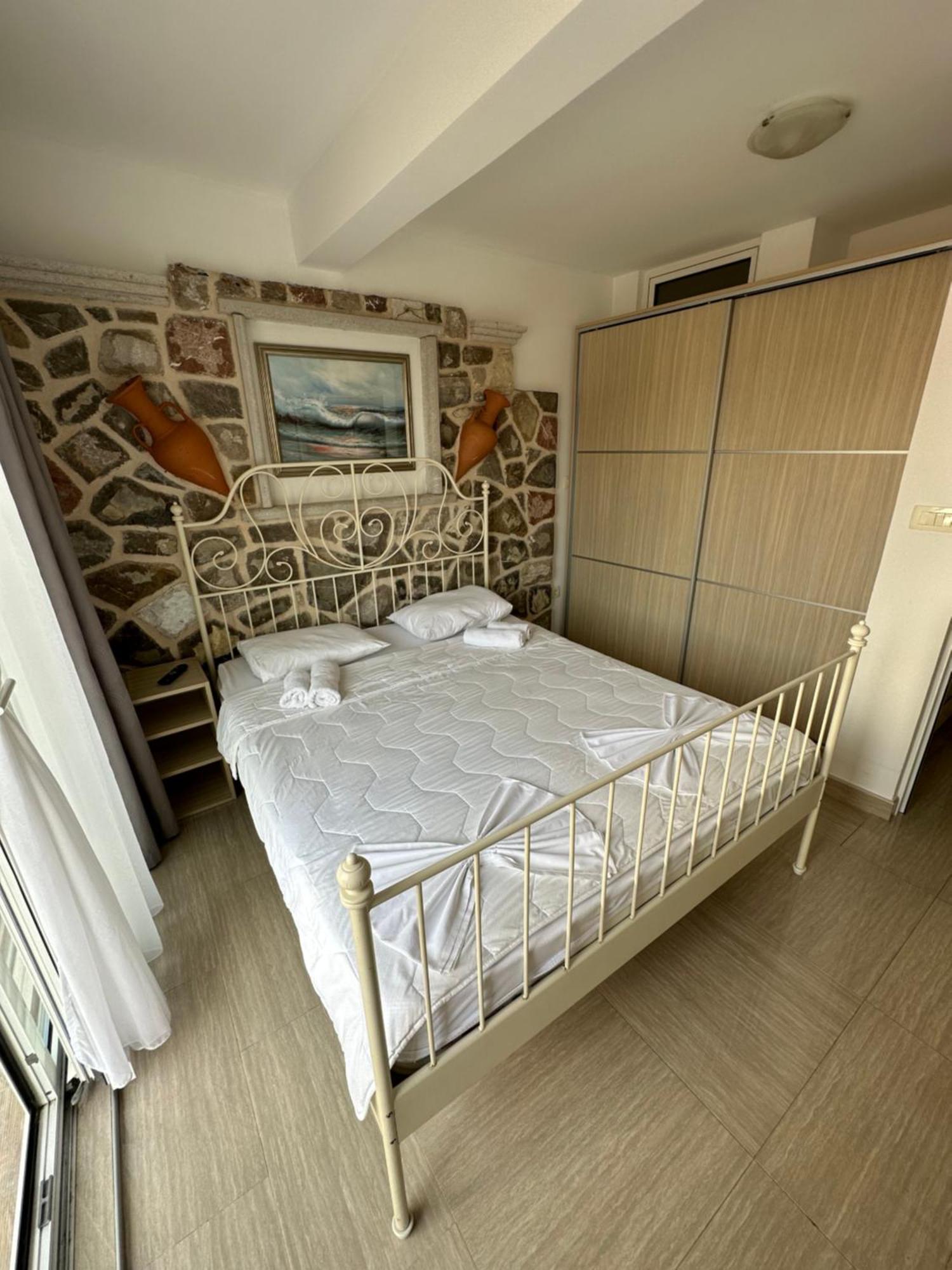Aura Apartments Budva Ngoại thất bức ảnh