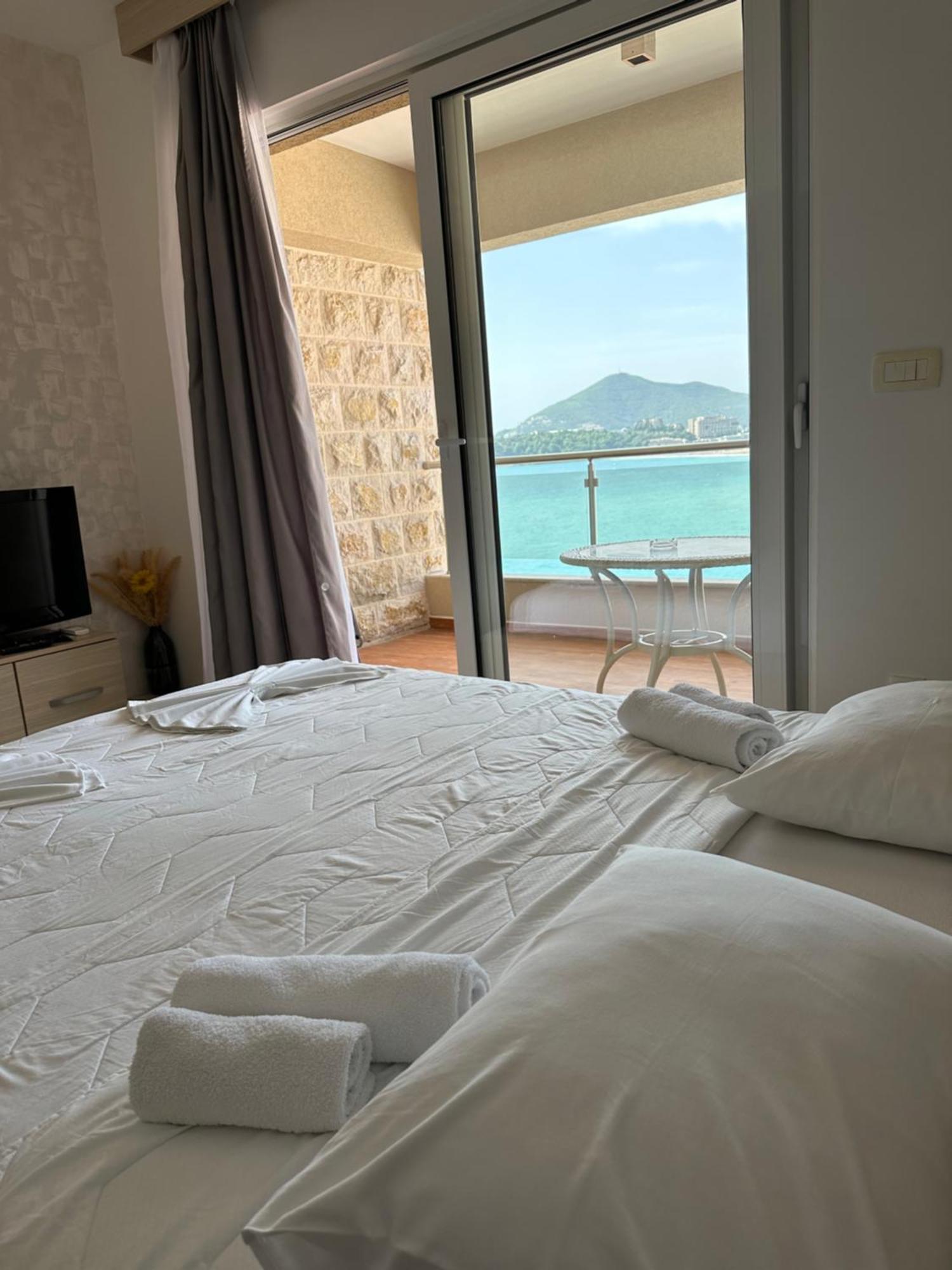 Aura Apartments Budva Ngoại thất bức ảnh