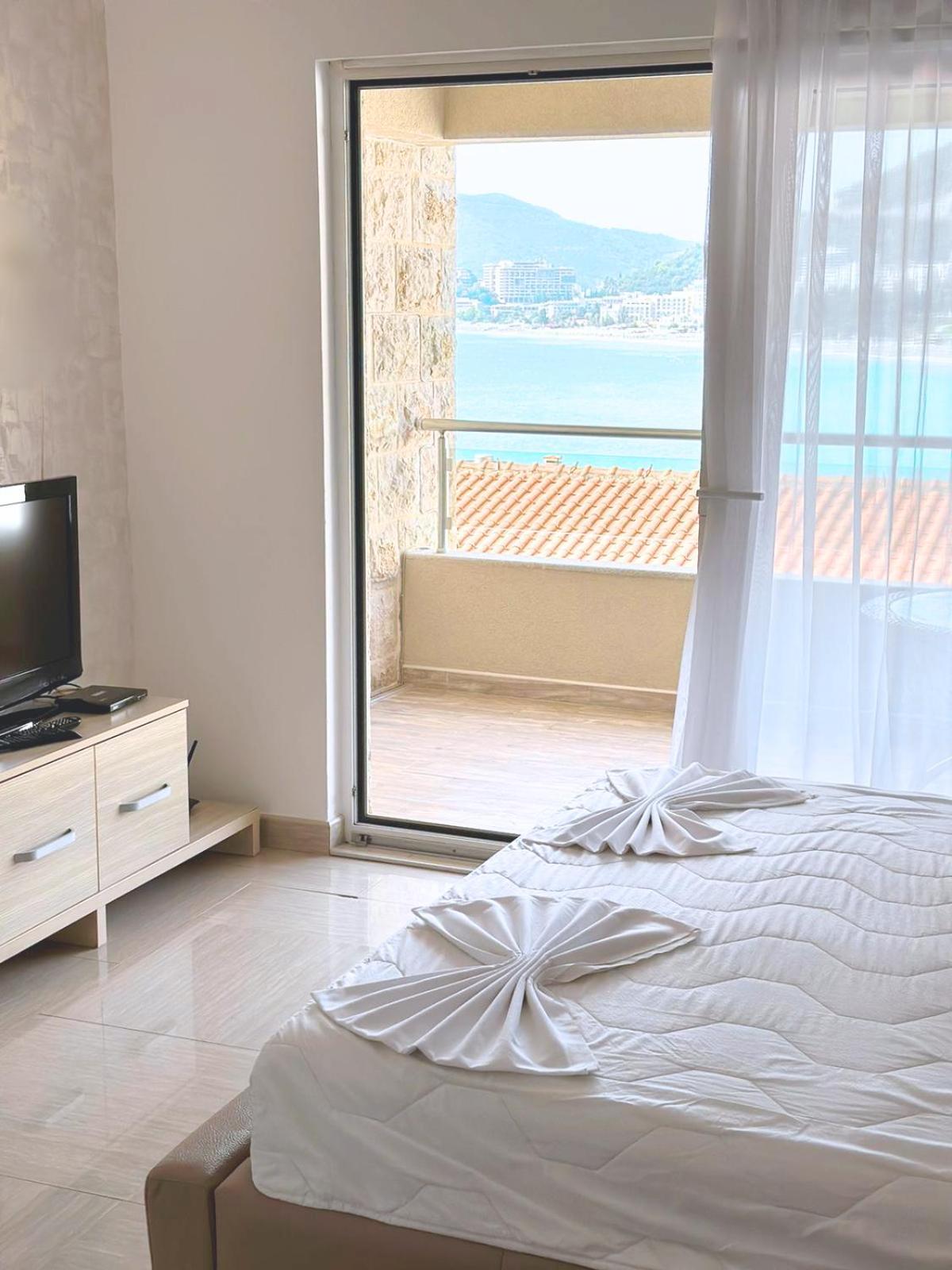 Aura Apartments Budva Ngoại thất bức ảnh