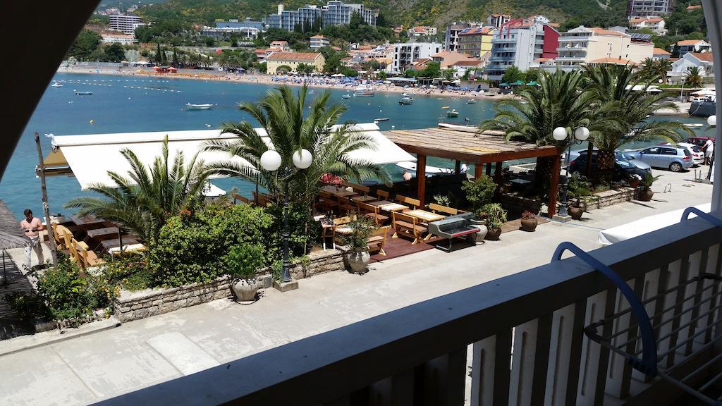 Aura Apartments Budva Phòng bức ảnh