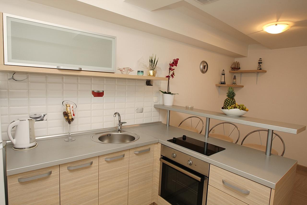 Aura Apartments Budva Ngoại thất bức ảnh